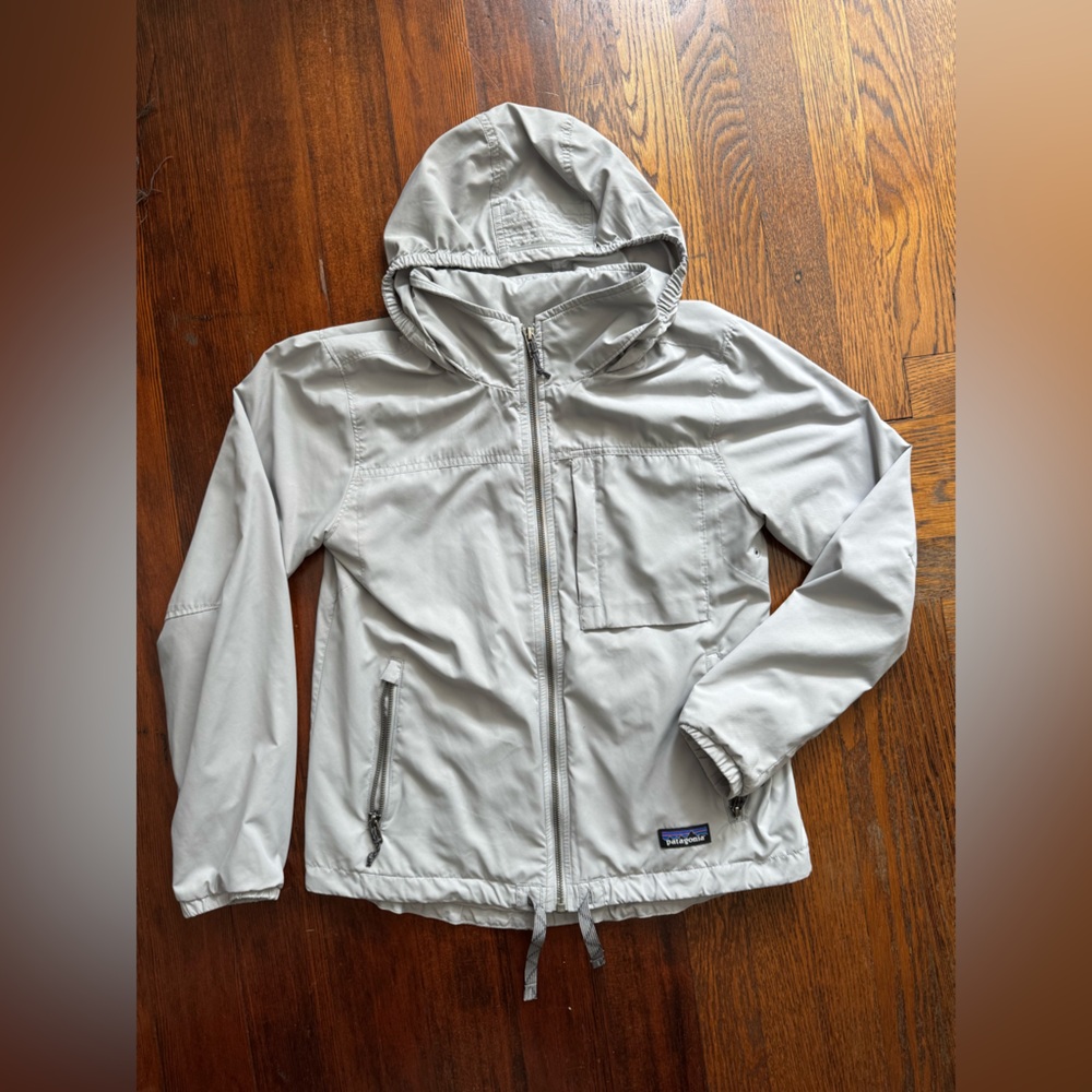 Patagonia Light Gray Jacket